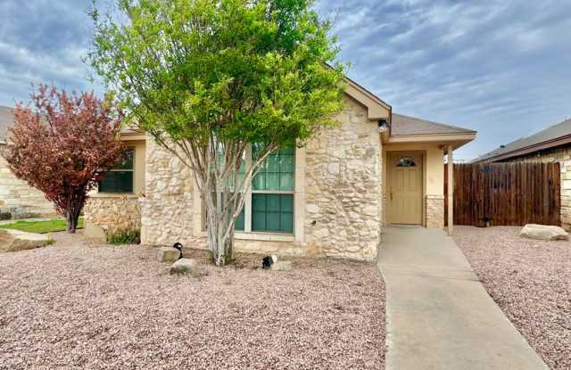 Now Available - Charming 3 Bedroom Patio Home photos photos