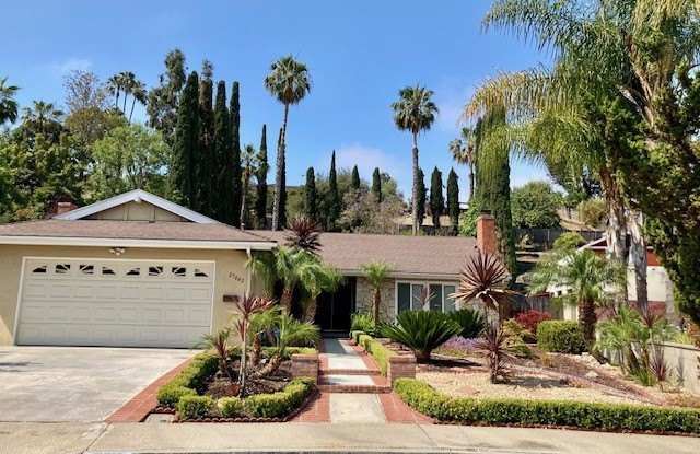 25042 Armagosa Drive photos photos