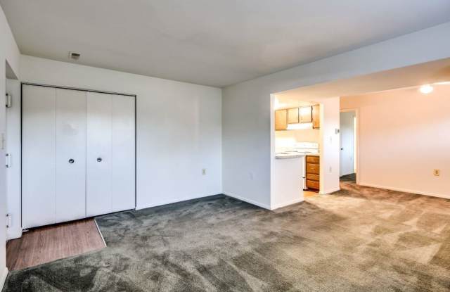 Meadow Creek Apartments photos photos