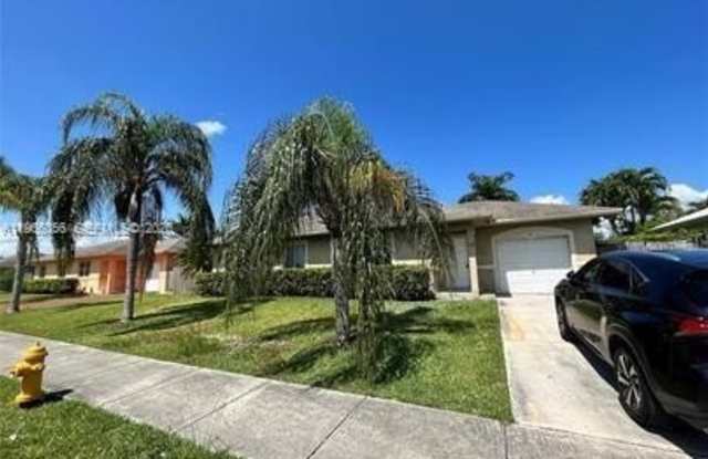 222 SW 6th Ave - 222 Southwest 6th Avenue, Florida City, FL 33034