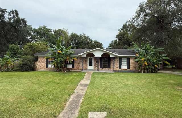 971 Delmar Drive Gallery 1
