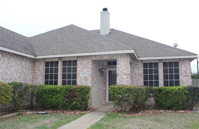 1505 Willow Lane Gallery 3