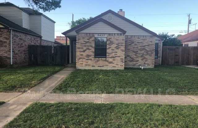 2427 Markland Street - 2427 Markland Street, Irving, TX 75060