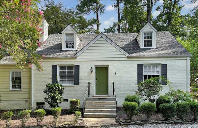 Fabulous Cape Cod in the West End!! photos photos