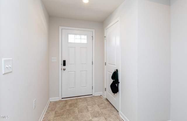 4005 Lush Grove Drive Gallery 3