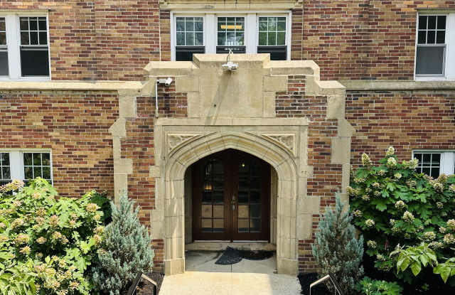 195 Thomas Burgin Pkwy Gallery 1