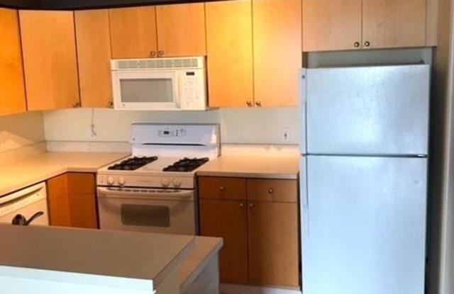 1529 Cherrylane Place South Gallery 4