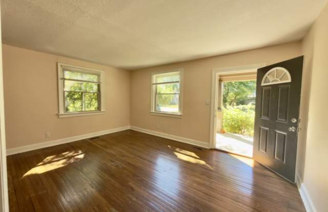 332 Willow Heights Gallery 3