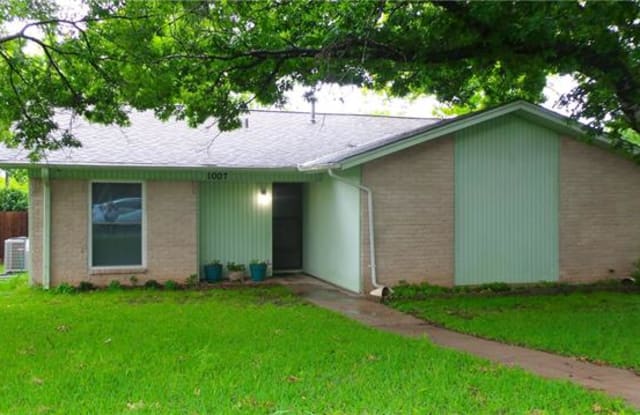 1007 Acorn Oaks DR - 1007 Acorn Oaks Drive, Austin, TX 78745