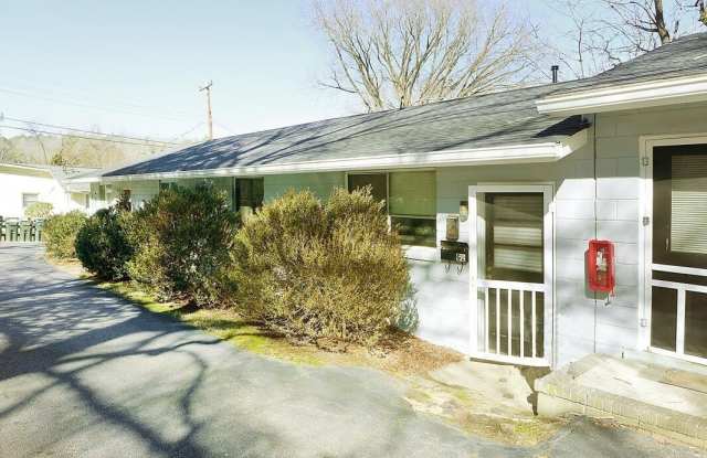 529 Hillsborough Street unit: G2 photos photos