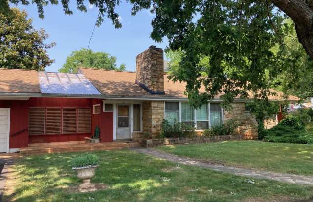 4 BR/3 BA Home with Large Yard - Accepting Applications Through 4/24 photos photos