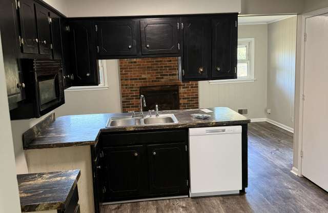 7604 Carmil Court Gallery 4