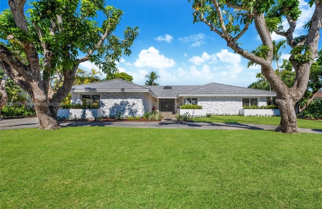 8101 SW 162nd St - 8101 Southwest 162nd Street, Palmetto Bay, FL 33157