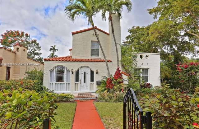 1222 Pizarro St photos photos