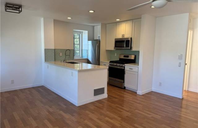 25050 Terrace Lantern photos photos