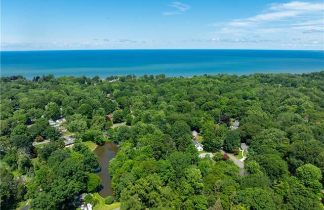 485 Oakridge Drive Gallery 2