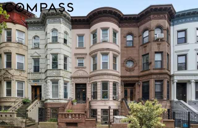 880 Park Place - 880 Park Place, Brooklyn, NY 11216 880 Park Place - 880 Park Place, Brooklyn, NY 11216