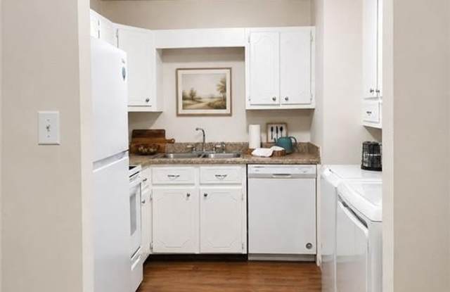 232 Rustwood Drive Gallery 2