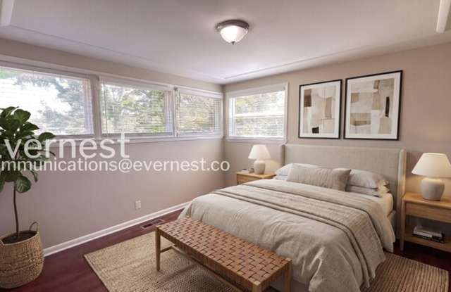 3901 Northwest Kenwood Drive Gallery 3
