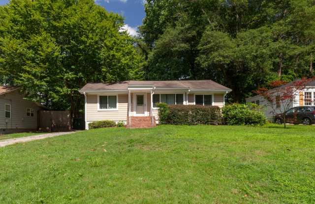 Spacious 3 beds  3 Full Baths in Woodland Hills w/ Large Deck!! photos photos