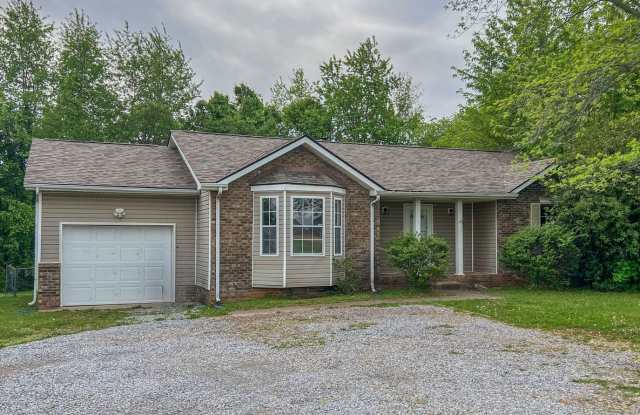 Large Deck and Fenced Backyard! photos photos