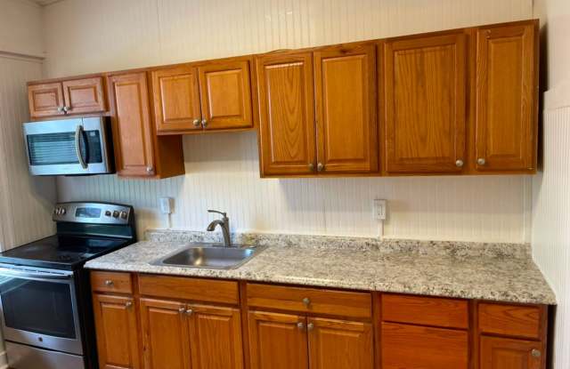 Four bedroom Two bathroom ready for a new tenant! photos photos Four bedroom Two bathroom ready for a new tenant! photos photos