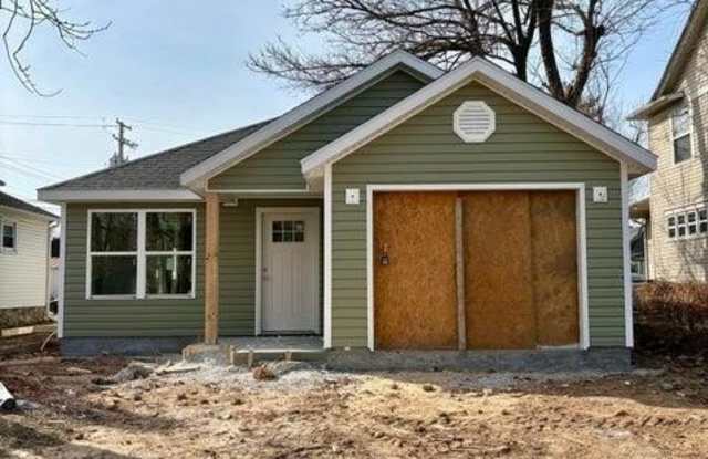 1918 S Moffet Avenue photos photos