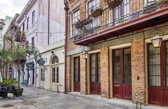 317 Exchange Pl Gallery 1