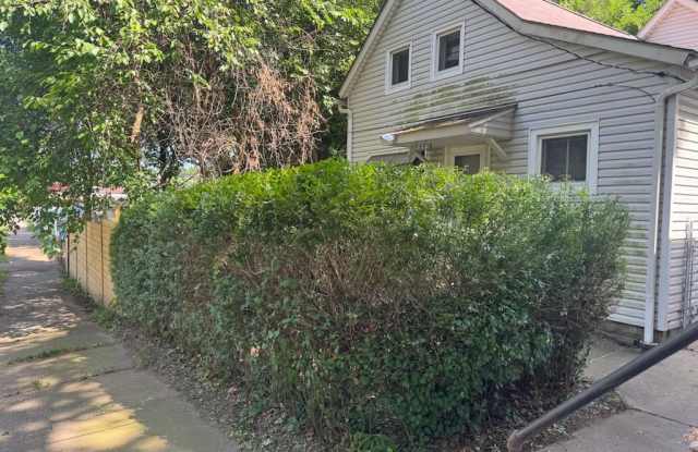 3645 Seymour Ave photos photos