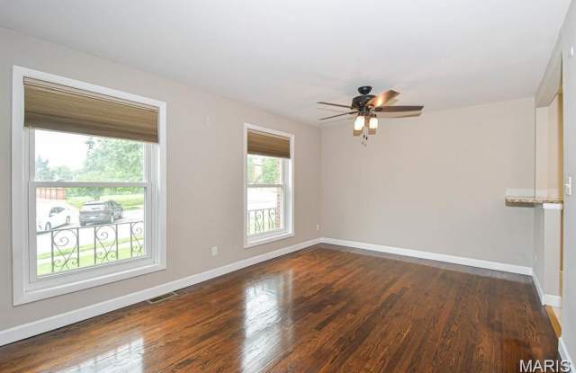 7839 Balson Avenue Gallery 3