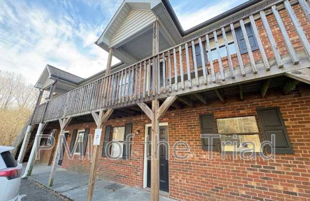 1600 Oak Croft Ct photos photos