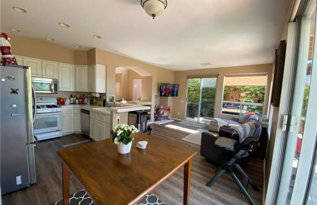 24588 Sunshine Drive Gallery 4