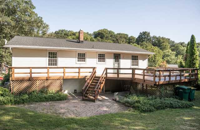 1643 Colonial Manor Dr photos photos