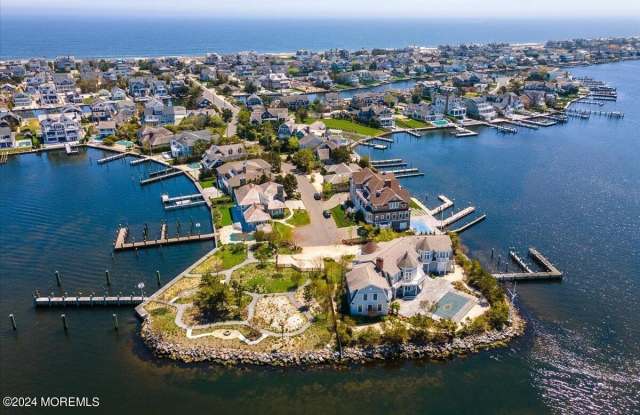 225 Channel Lane photos photos