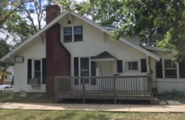 4 Bedroom Available August 2027;  Monthly rent $3,200 (Owner Pays Water/Trash) Gallery 1