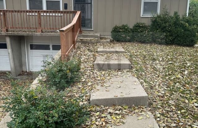 107 South Arlington Avenue - 107 South Arlington Avenue, Independence, MO 64053
