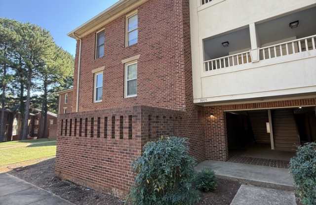 3605 Helix Court Gallery 1