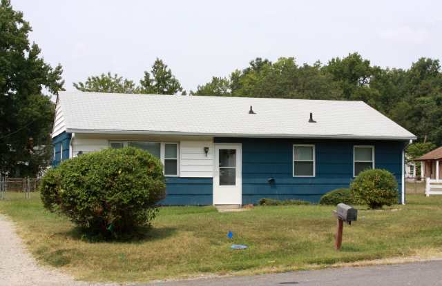 3712 Ammons Avenue for January 2018 Move in - 3712 Ammons Avenue, East Highland Park, VA 23223