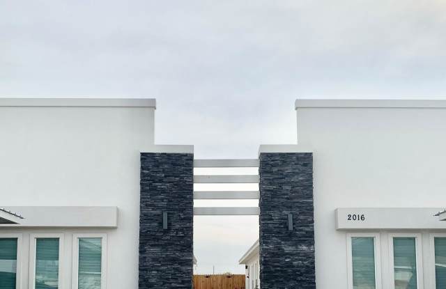 2016 Summerland Lane photos photos