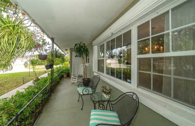 2709 SIESTA DRIVE Gallery 3