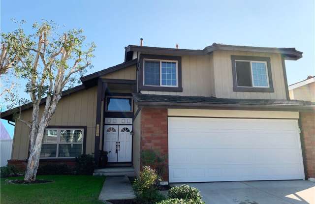 22936 Broadleaf Gallery 2