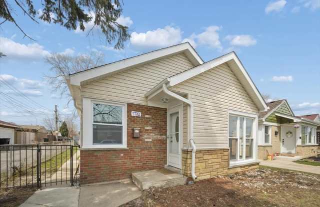 7732 S Springfield Avenue photos photos