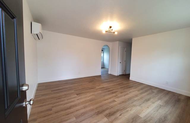 1617 Elm Street - 1 Gallery 3