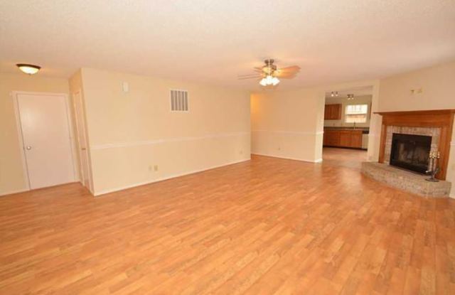 777 Hickory Pine Drive Gallery 3