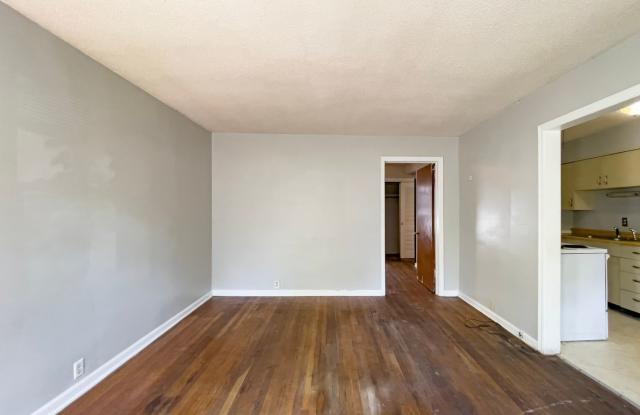 Cozy 1 bedroom, Close to Campus Gallery 4