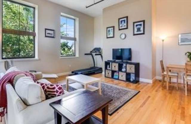 220 Spencer Ave. photos photos