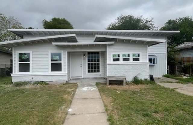 1601 Cambridge Drive photos photos
