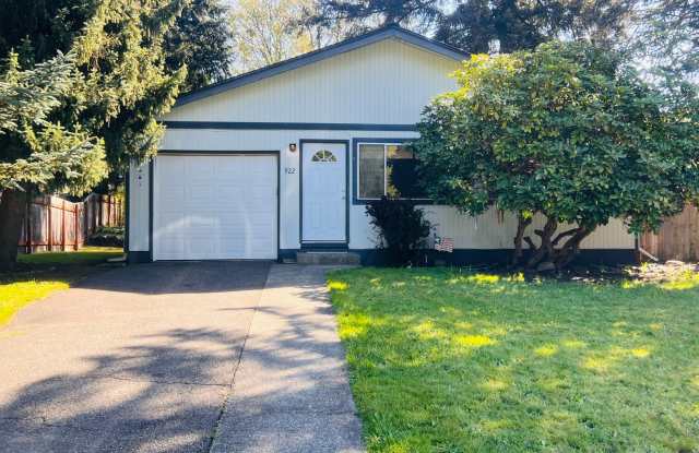 Charming 3BR/1BA w/ 1-car garage, long driveway, fenced yard, wood stove & shed/workshop. photos photos