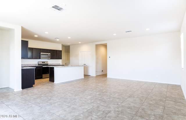 1075 W AVALON CANYON Drive Gallery 4