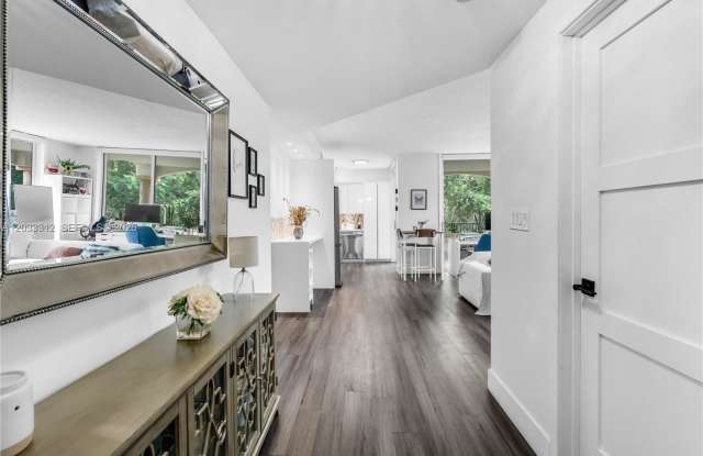 1834 Brickell Avenue Gallery 2